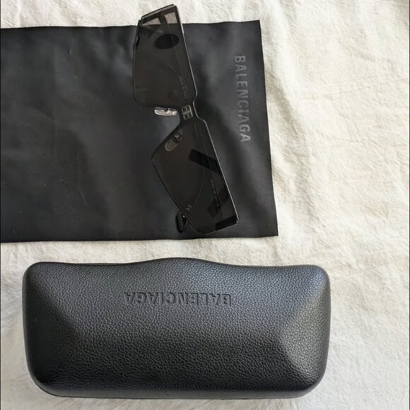 BALENCIAGA Black Thin Angular Sunglasses - Picture 6 of 7